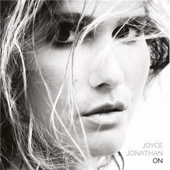 Joyce Jonathan - On pic